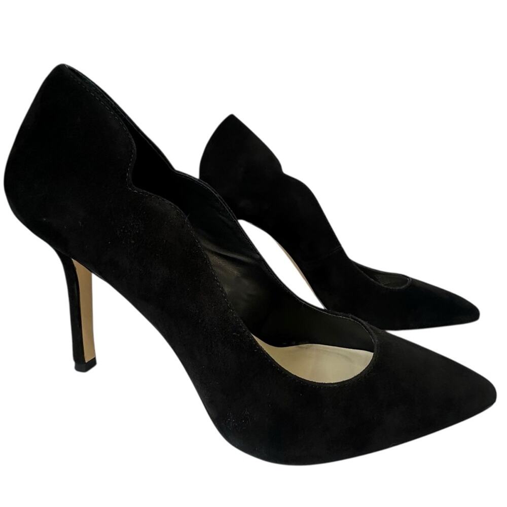 Saks Fifth Avenue Bolton Classic Black Suede Pumps size 9 Heels Point Toe